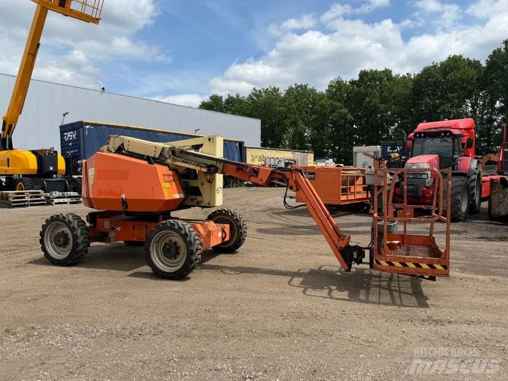 JLG 340 AJ Körüklü personel platformları