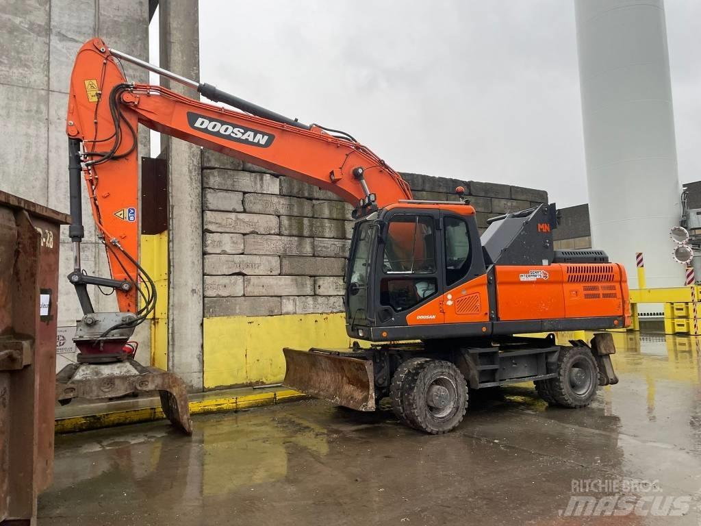 Doosan DX 210 W - 5 Lastik tekerli ekskavatörler