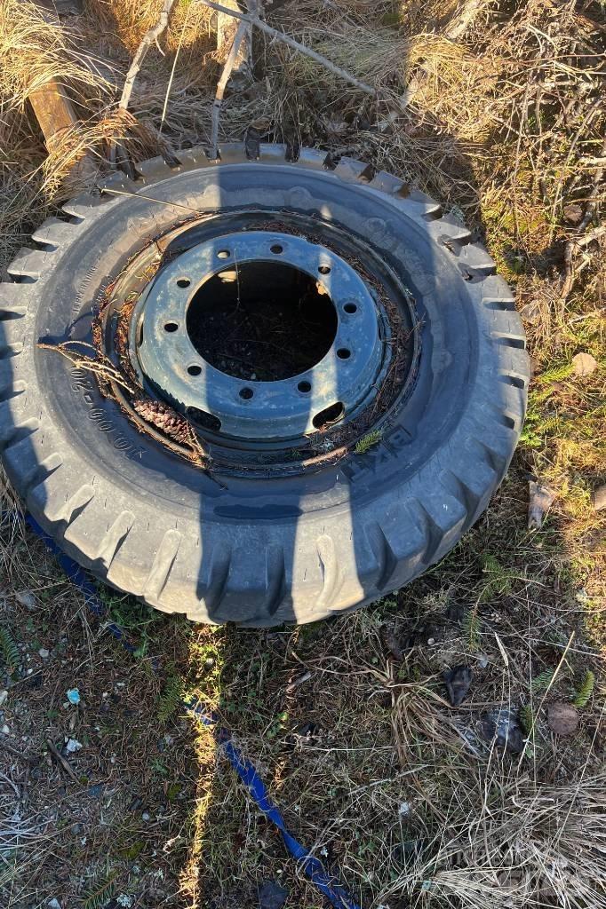 Hyundai HW 140 Lastik tekerli ekskavatörler