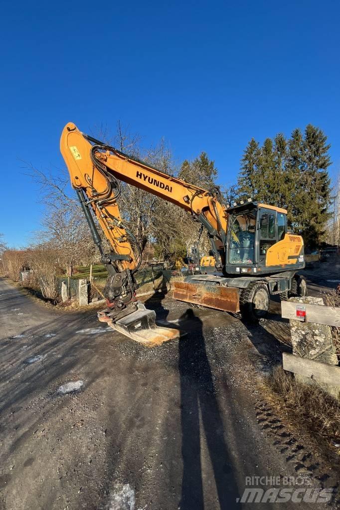 Hyundai HW 140 Lastik tekerli ekskavatörler