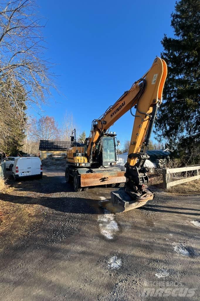 Hyundai HW 140 Lastik tekerli ekskavatörler