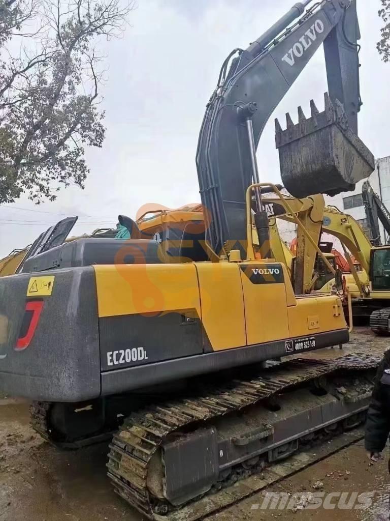 Volvo EC 200 Paletli ekskavatörler