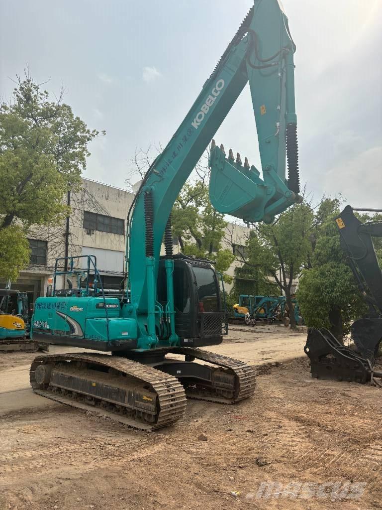 Kobelco SK210 Paletli ekskavatörler