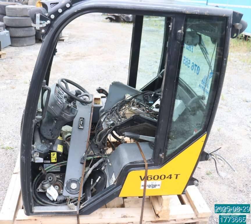 GiANT V 6004 T Mini yükleyiciler