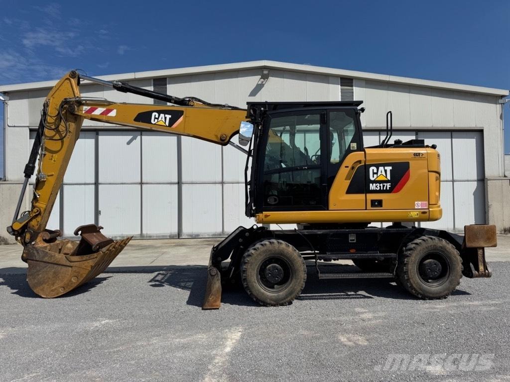 CAT M317F Lastik tekerli ekskavatörler