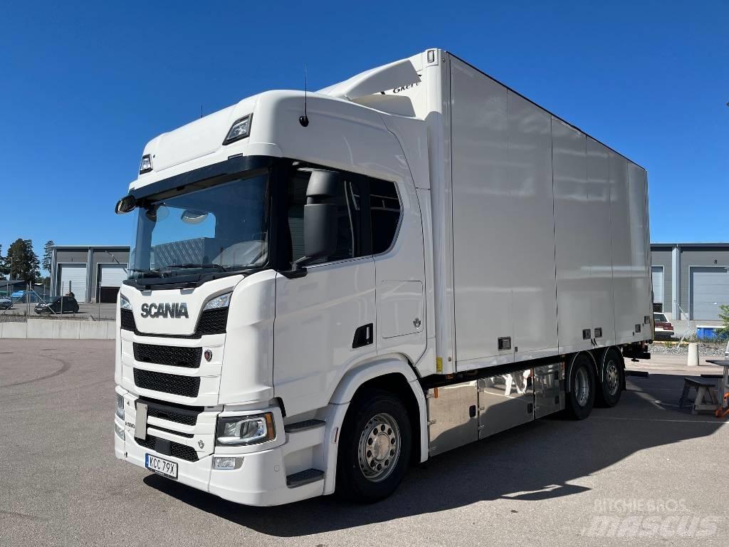 Scania R590 Kapali kasa kamyonlar