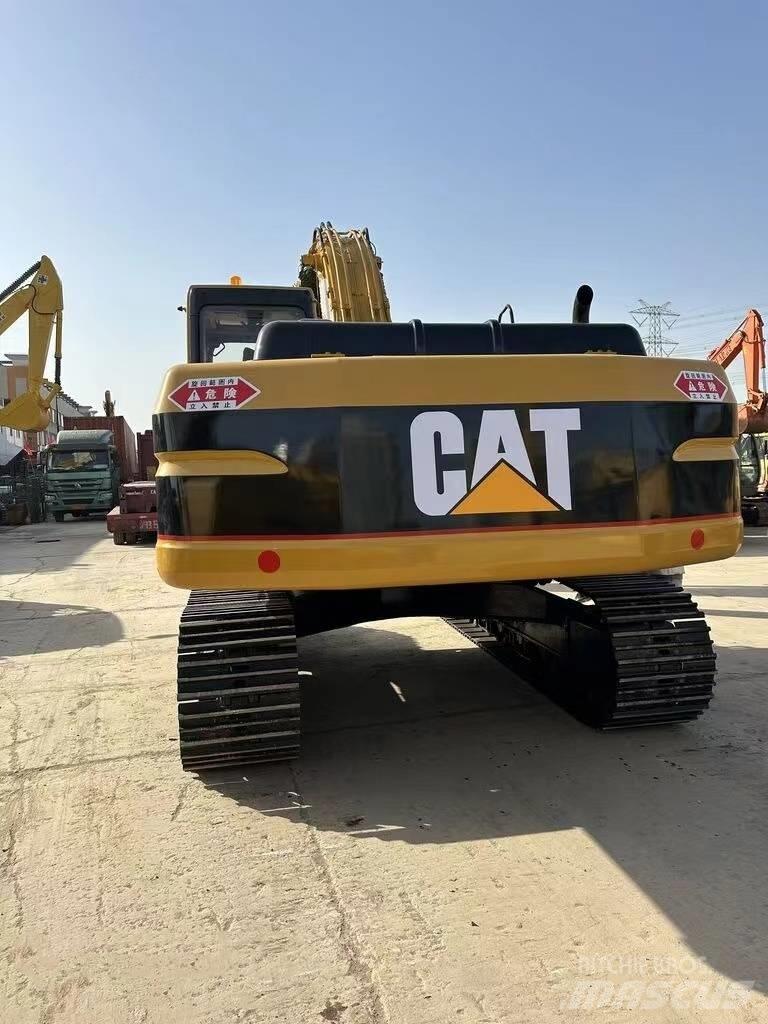 CAT 325 B L Paletli ekskavatörler
