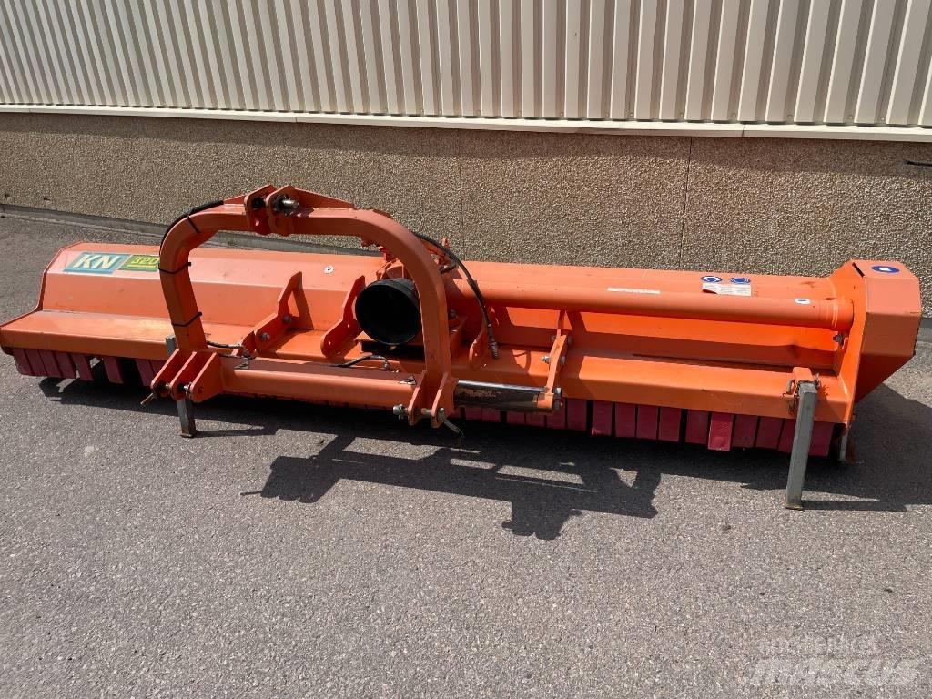 Agrimaster KN 320 Hasat makineleri