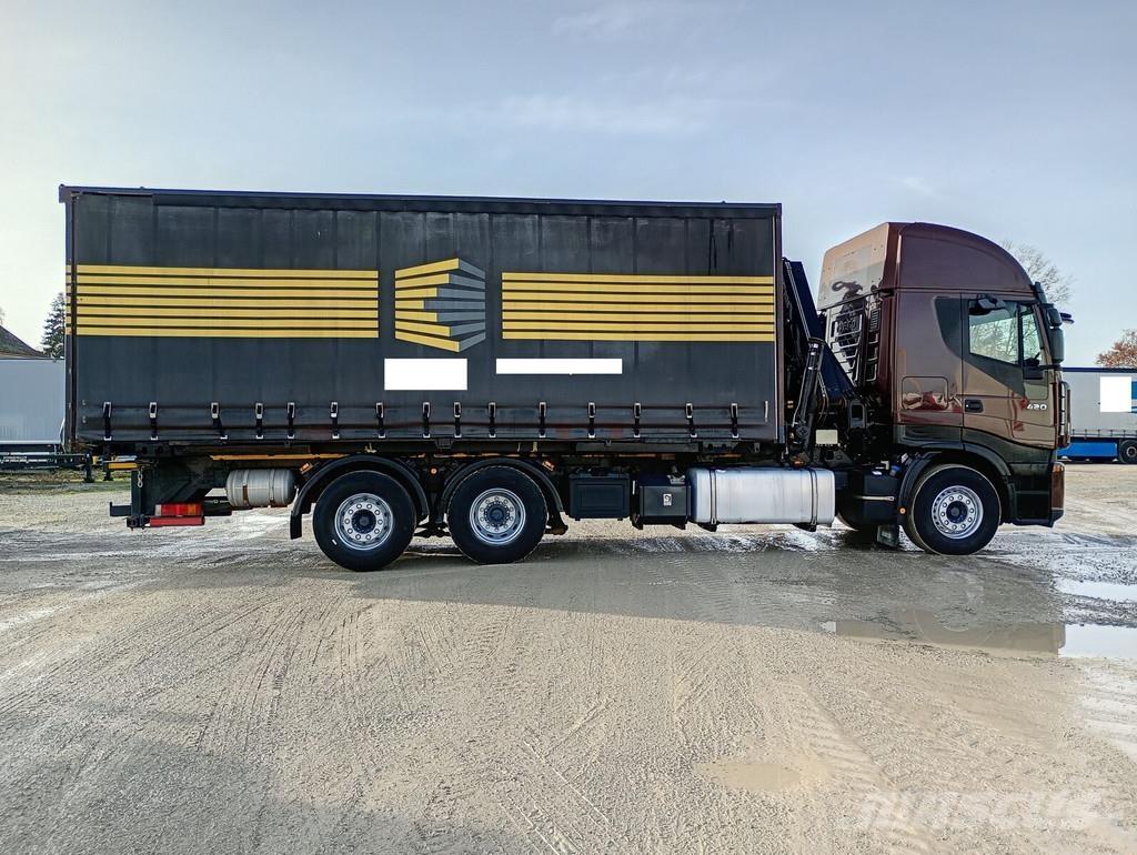 Iveco AS260S42Y/FS Kayar tenteli kamyonlar