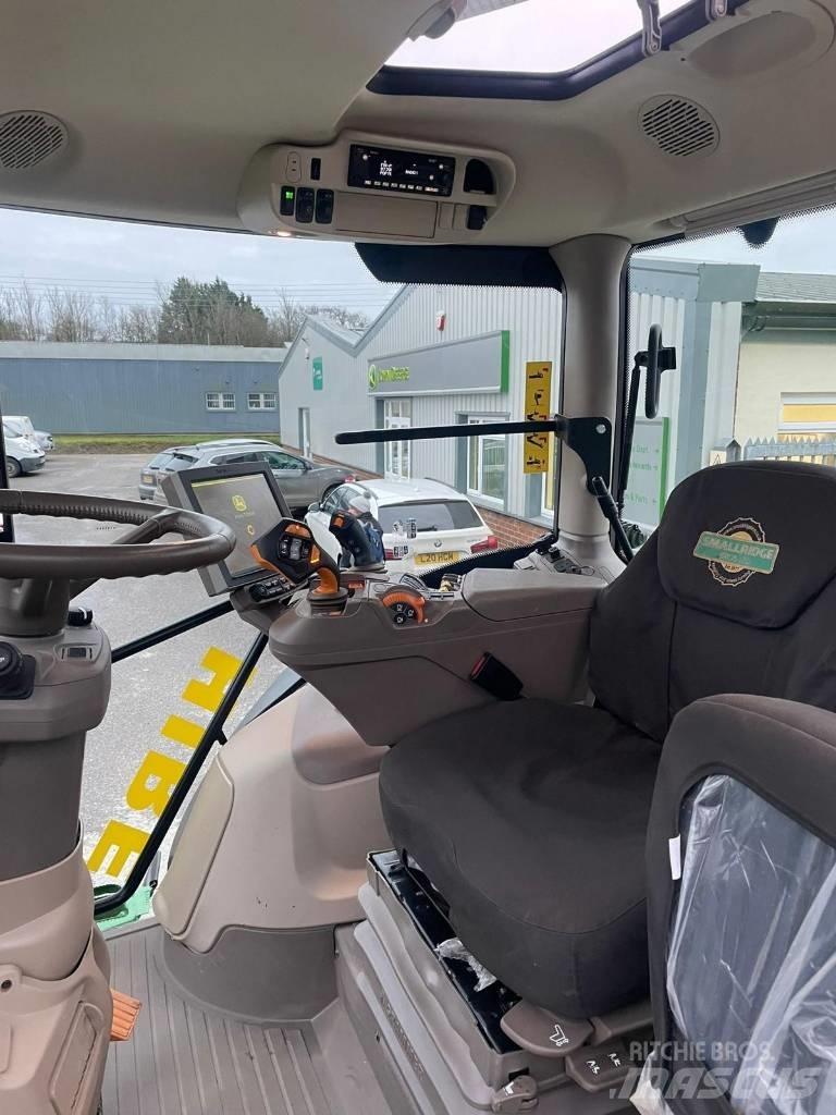 John Deere 6R215 Traktörler