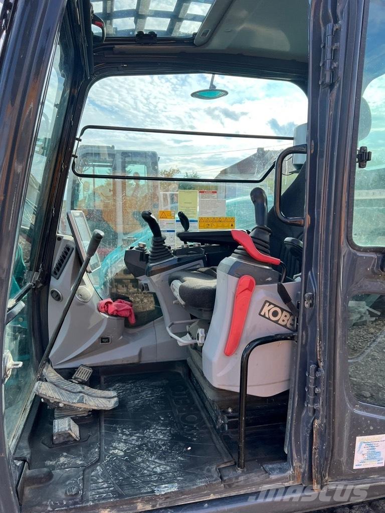 Kobelco SK 140 Paletli ekskavatörler