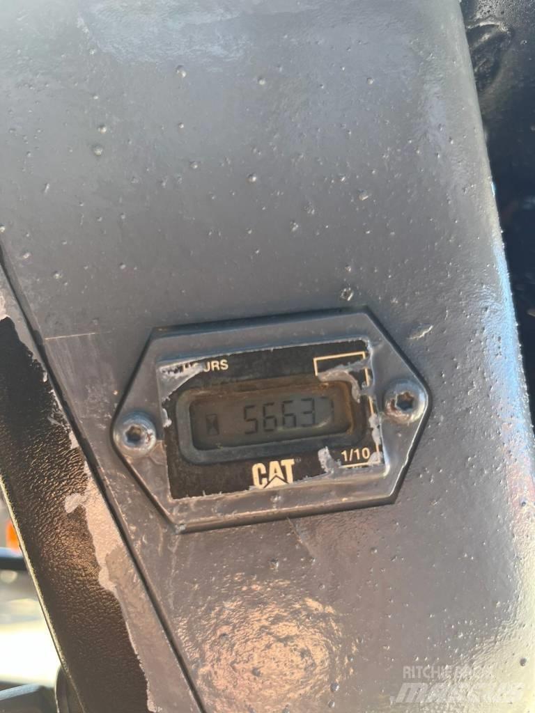 CAT 246 Skid steer loderler