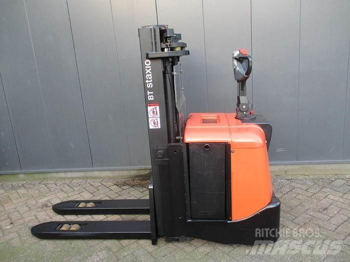 Toyota SPE 160L Yaya kumandali istif makinasi