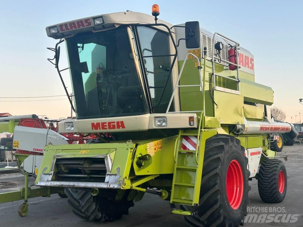CLAAS Mega 202 Biçerdöverler