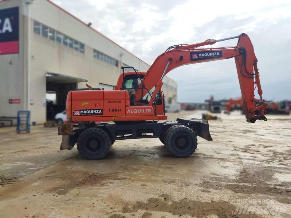 Doosan DX 140 W Lastik tekerli ekskavatörler