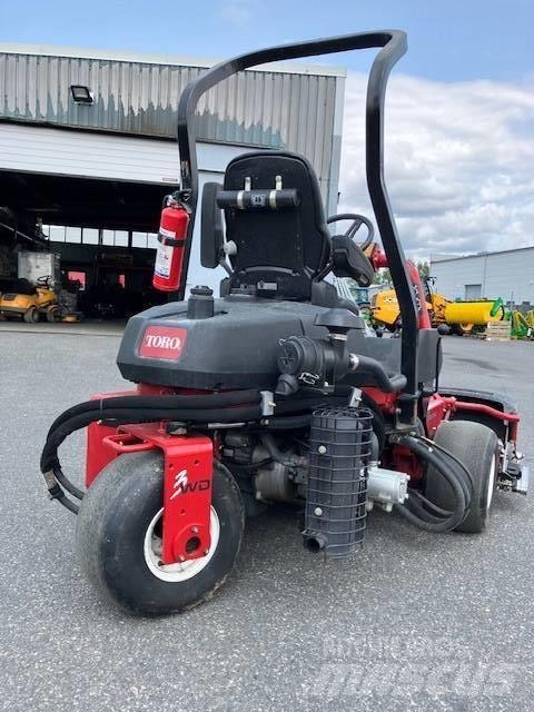 Toro 3250D Çim biçme makineleri