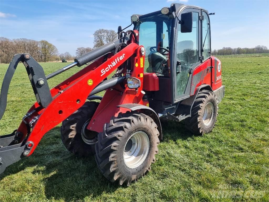 Schäffer 3650 Skid steer loderler
