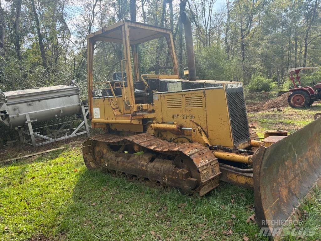 CAT D 4 C Paletli dozerler