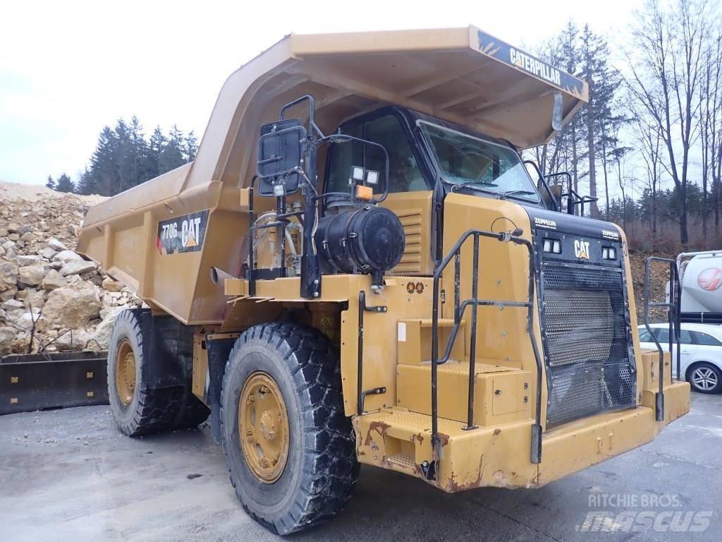 CAT 770 G Belden kirma kaya kamyonu