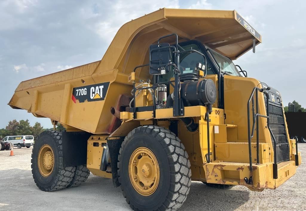 CAT 770 G Belden kirma kaya kamyonu