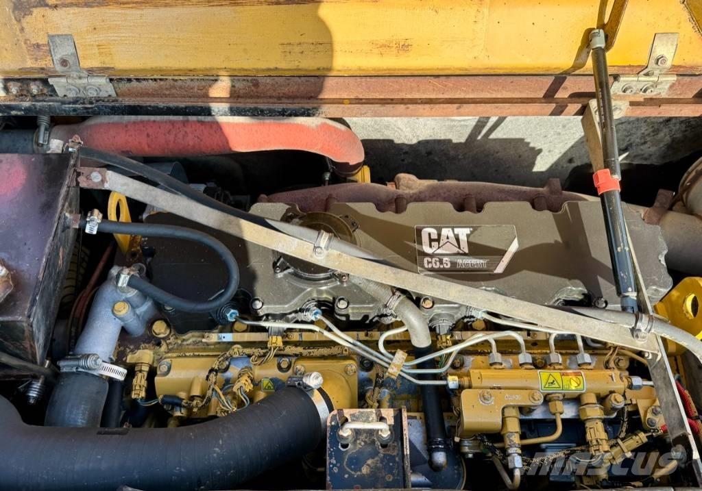 CAT M 318 D Lastik tekerli ekskavatörler