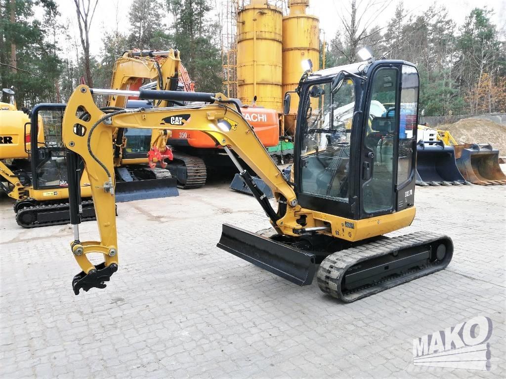 CAT 302.7 D CR Mini ekskavatörler, 7 tona dek