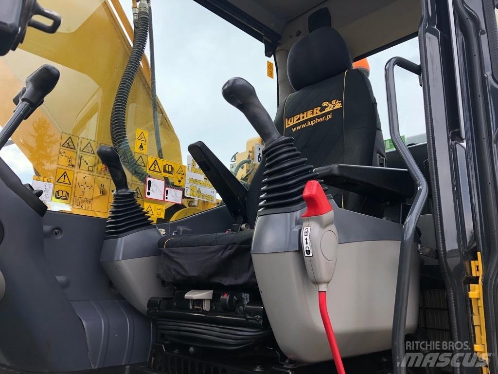 Komatsu PC210LC-11 Paletli ekskavatörler