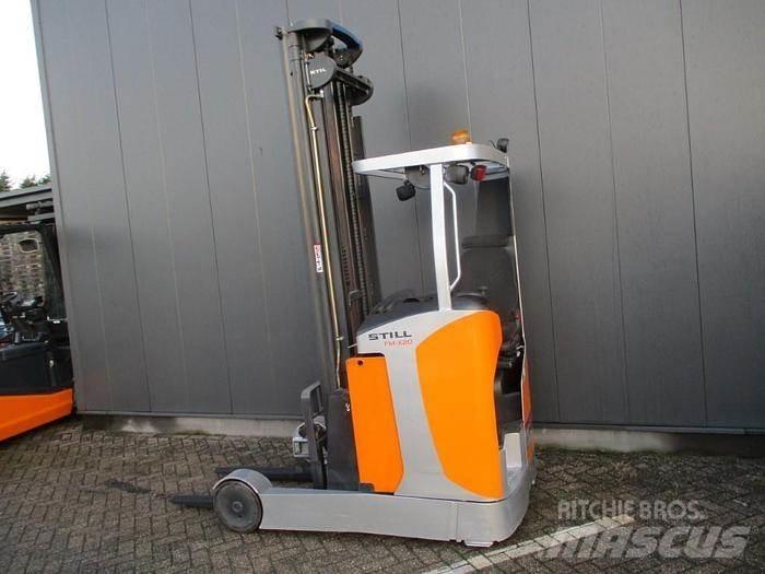 Still FM X20 Reach truck - depo içi istif araçları