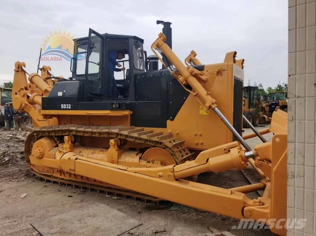 Shantui SD 32 Paletli dozerler