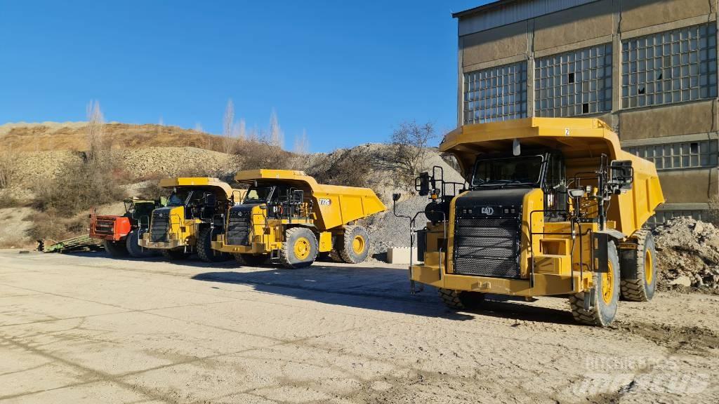 CAT 772G Yol disi kaya kamyonu
