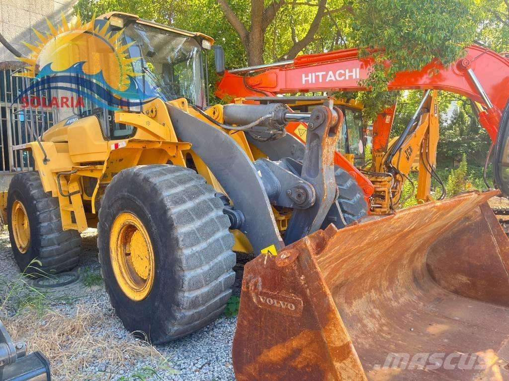 Volvo L 120 F Tekerlekli yükleyiciler