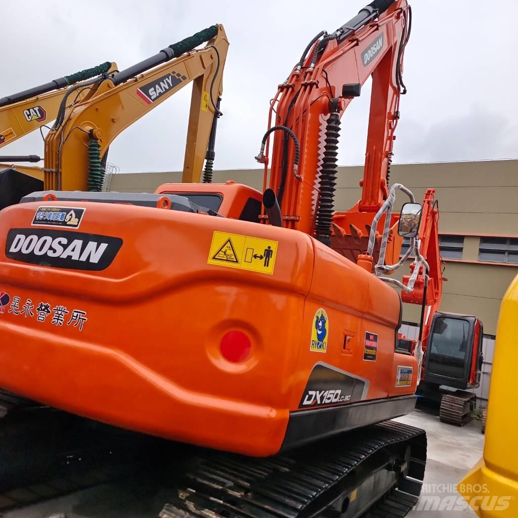 Doosan DX 150 LC Paletli ekskavatörler