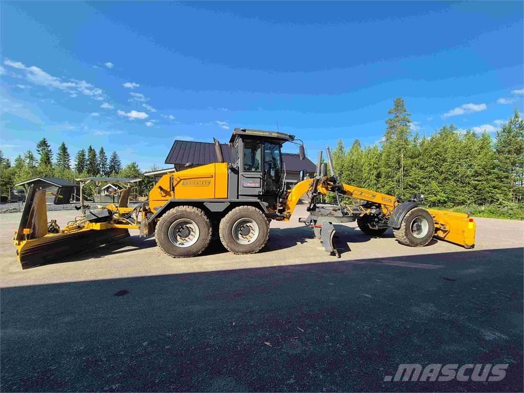 Veekmas RG 286 6WD Greyderler