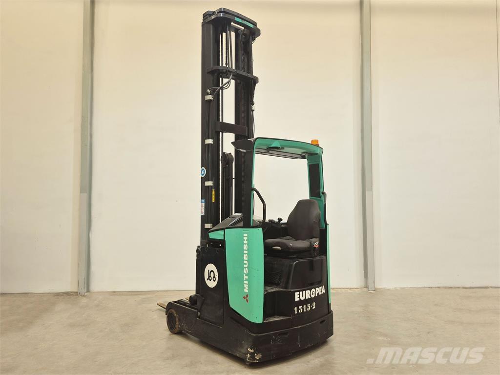 Mitsubishi RB16NH Reach truck - depo içi istif araçları