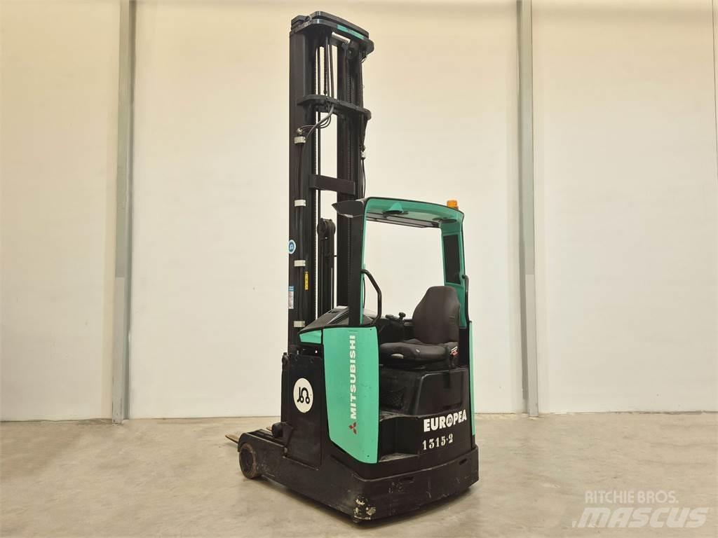 Mitsubishi RB16NH Reach truck - depo içi istif araçları