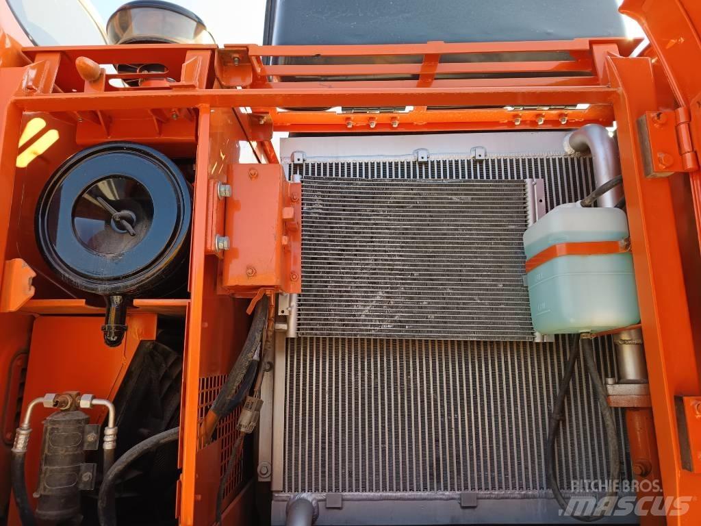 Doosan DH 150 W-7 Lastik tekerli ekskavatörler