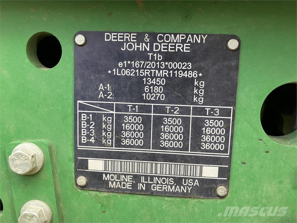 John Deere 6215R Traktörler