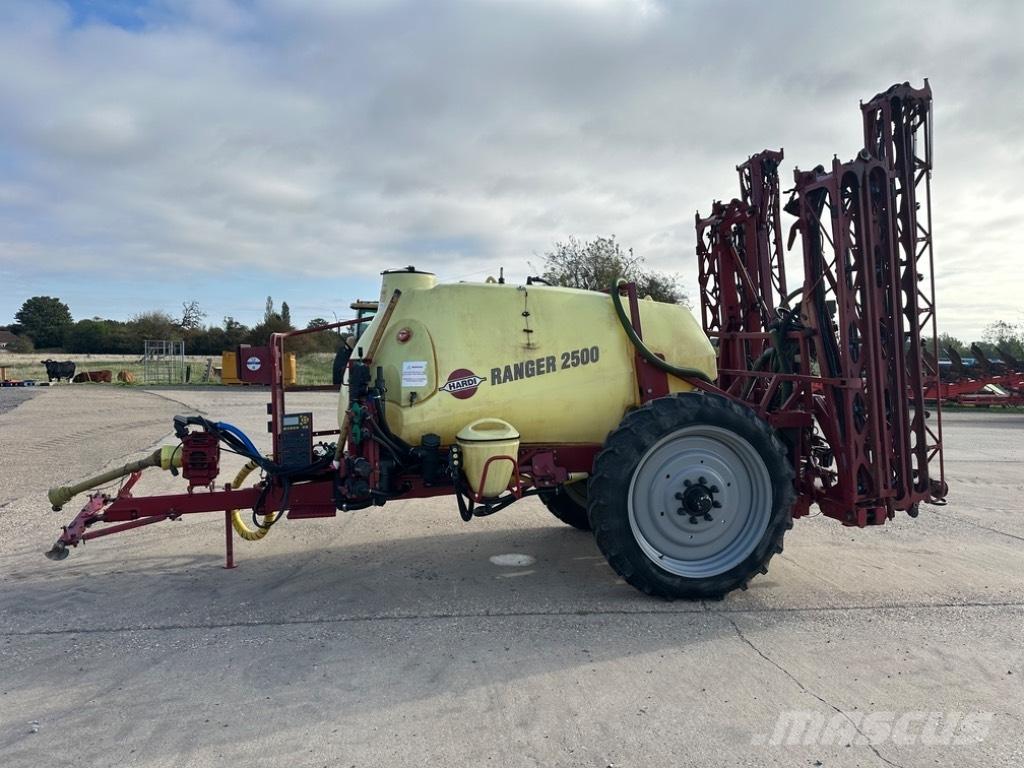 Hardi Ranger 2500 Çekilir pülverizatörler
