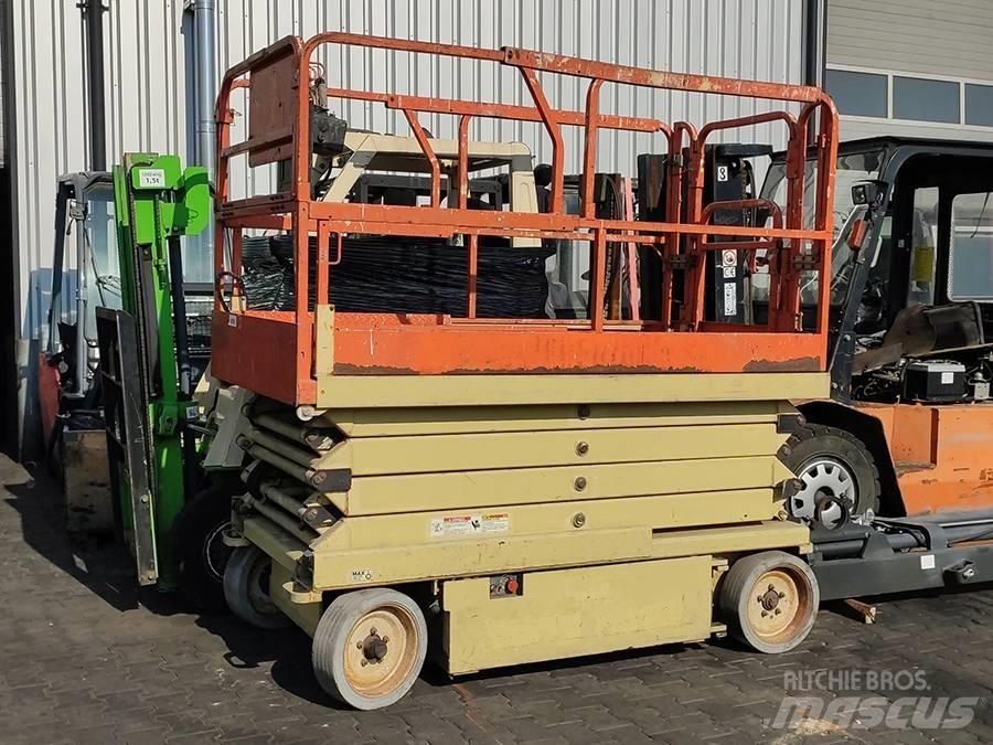 JLG 2646 E 2 Makasli platformlar