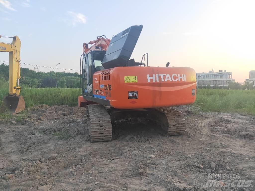 Hitachi ZX 210 Paletli ekskavatörler
