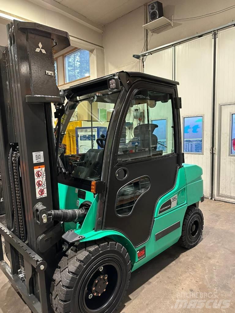 Mitsubishi FD35N3 Dizel forkliftler