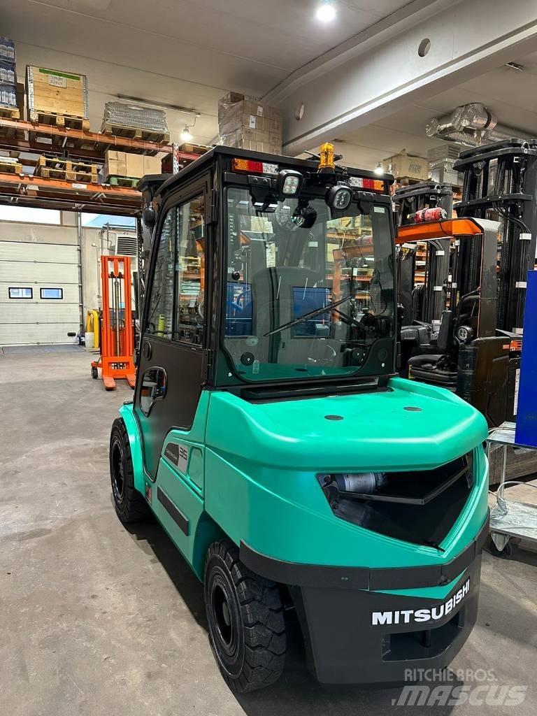 Mitsubishi FD35N3 Dizel forkliftler