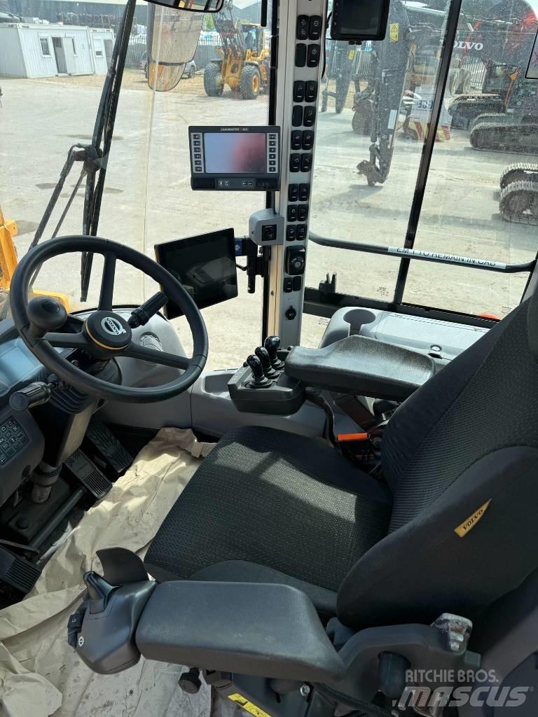 Volvo L 220 H Tekerlekli yükleyiciler
