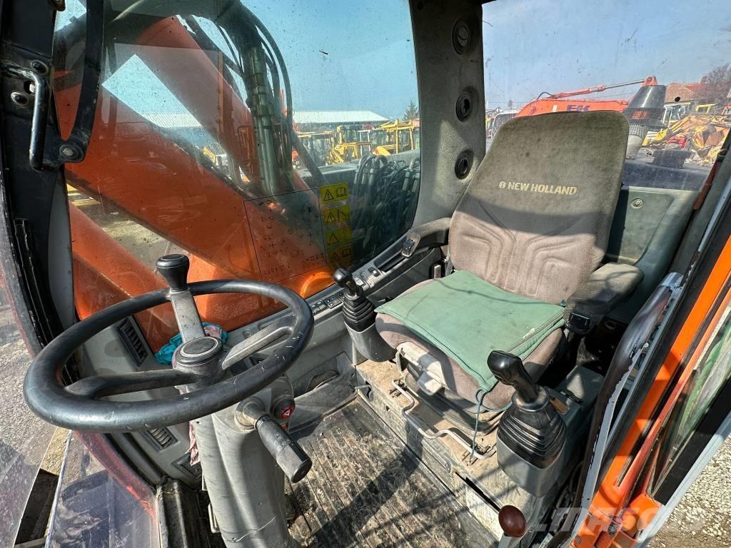 New Holland MH Plus Lastik tekerli ekskavatörler