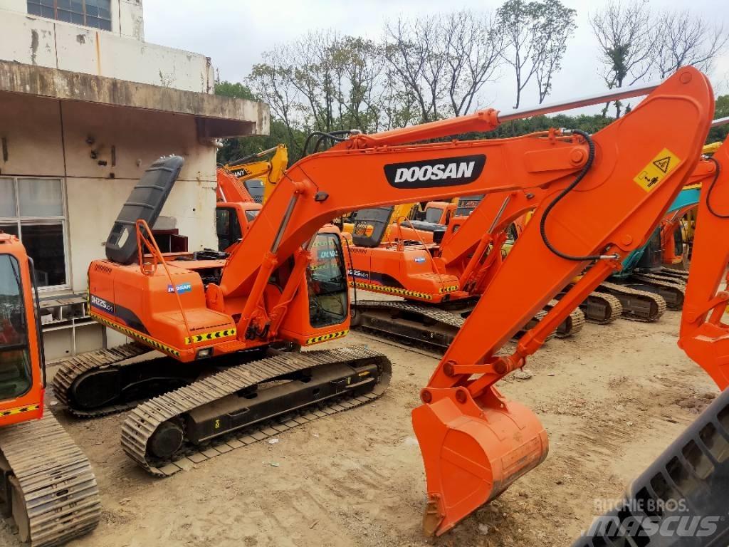 Doosan DH 225 LC-7 Paletli ekskavatörler