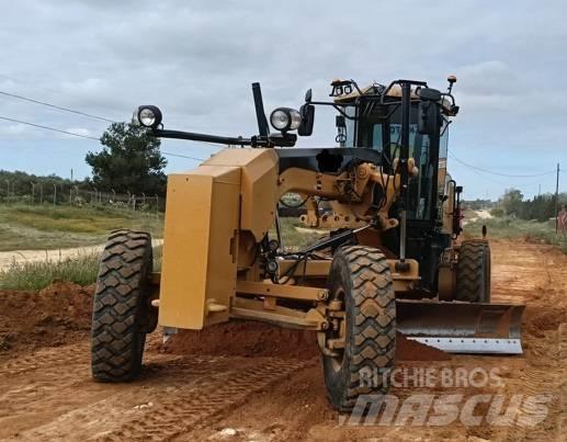 CAT 140 M Greyderler