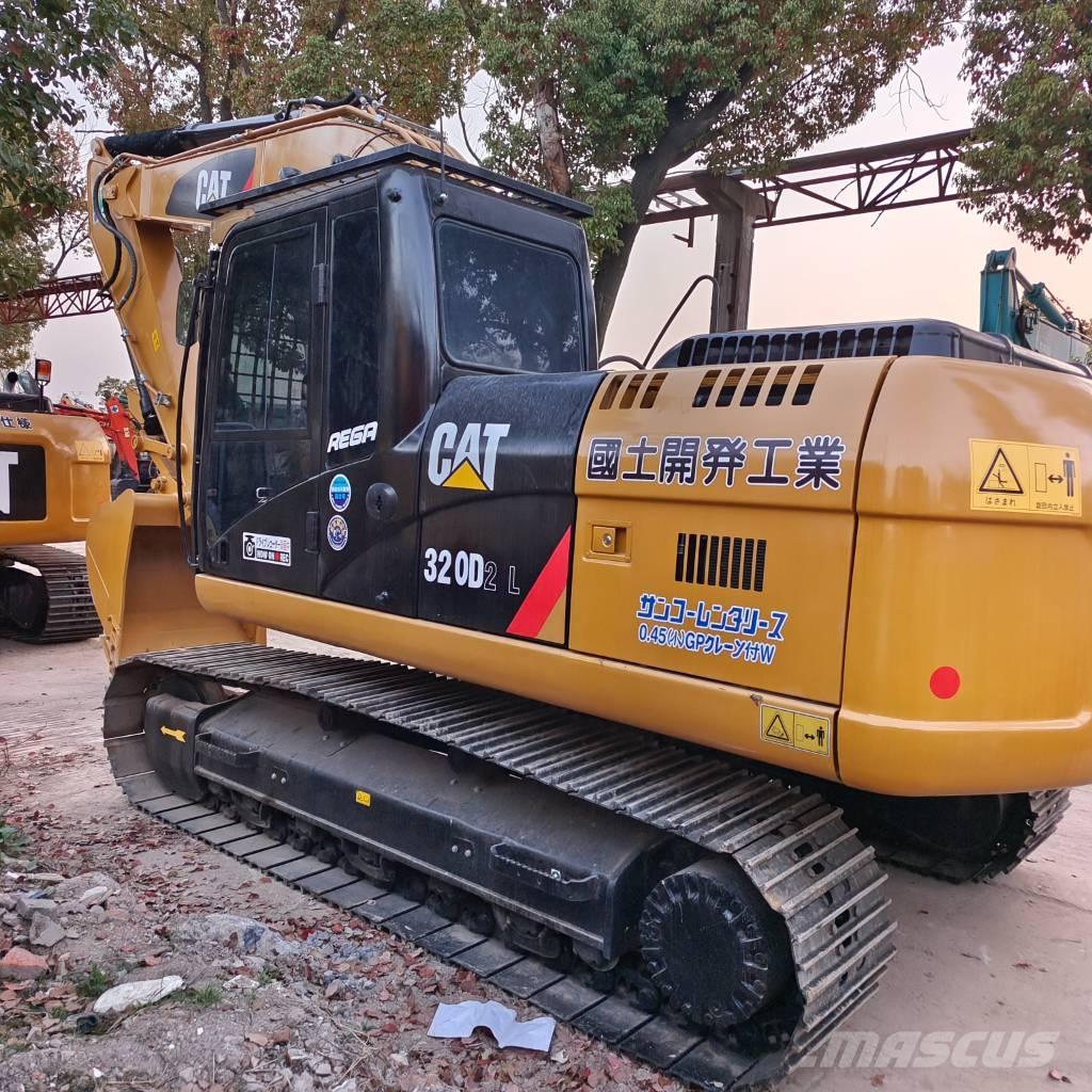 CAT 320 D Paletli ekskavatörler