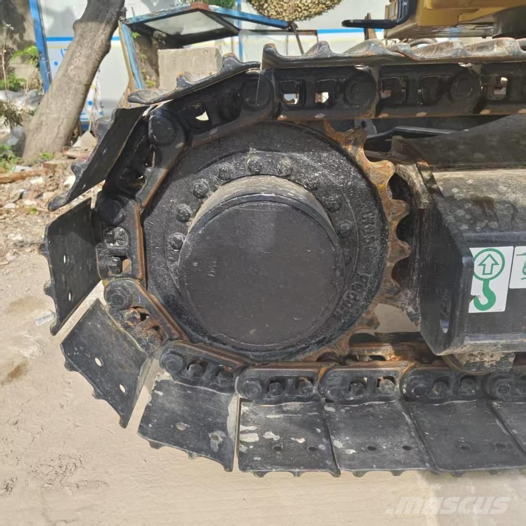 CAT 310 Paletli ekskavatörler