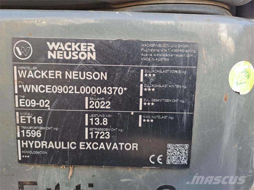 Wacker Neuson ET16 Paletli ekskavatörler