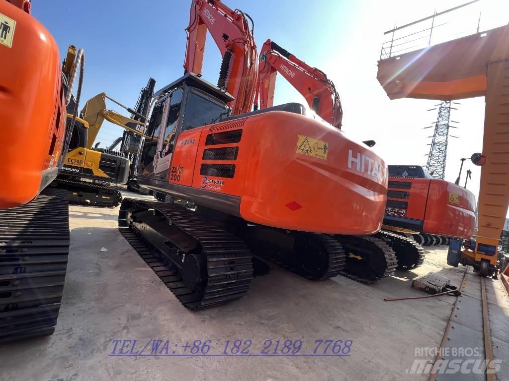 Hitachi ZX 200 Paletli ekskavatörler